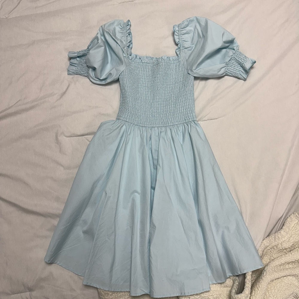 Blue dress